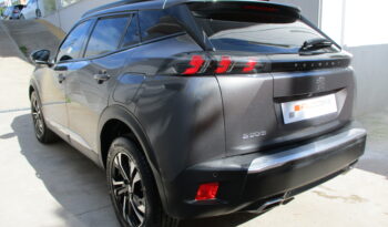 Peugeot 2008 2020 1.2 PURETECH ALLURE full
