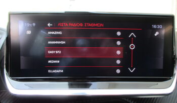 Peugeot 2008 2020 1.2 PURETECH ALLURE full