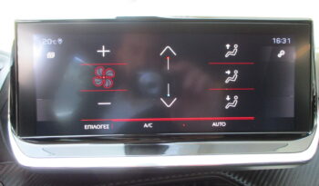 Peugeot 2008 2020 1.2 PURETECH ALLURE full