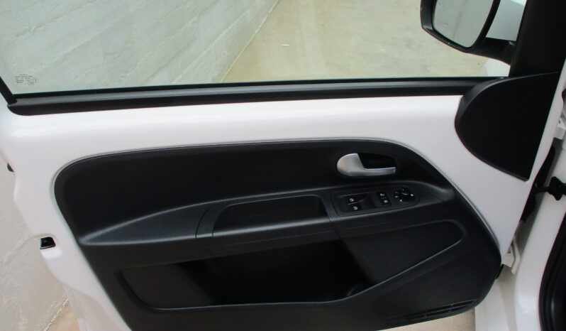 Volkswagen Up 2019 1.0 HIGH UP !!! full