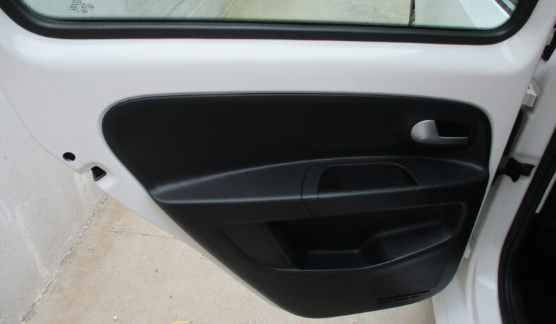 Volkswagen Up 2019 1.0 HIGH UP !!! full