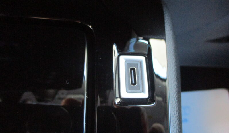 Peugeot 208 2024 HYBRID 100 e-DCS6 ALLURE full