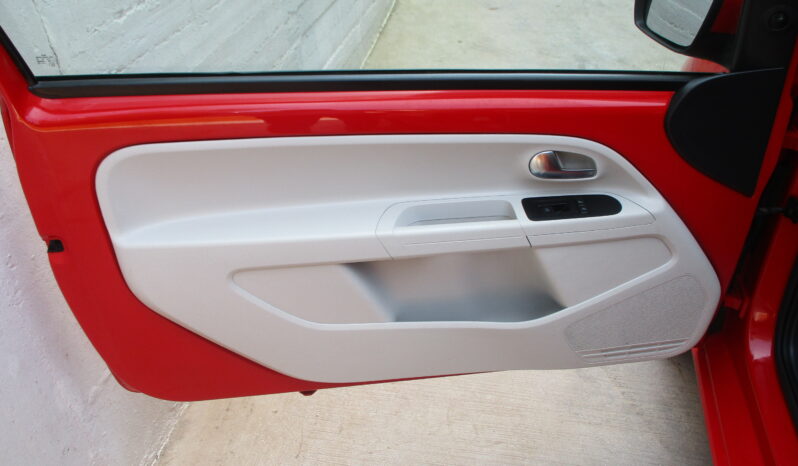 Volkswagen Up 2012 1.0 MOVE UP! full