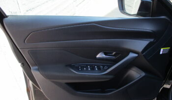 Peugeot 308 2022 1.2 PURETECH ALLURE full