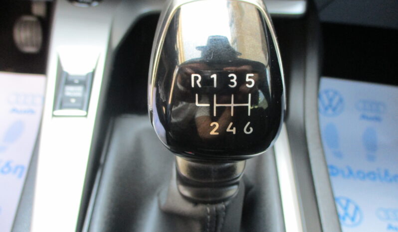 Peugeot 308 2022 1.2 PURETECH ALLURE full