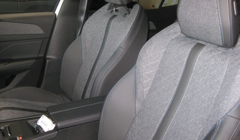 Peugeot 408 2025 Plug-in Hybrid 180Hp e-EAT8 ALLURE full