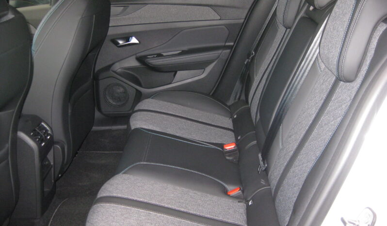 Peugeot 408 2025 Plug-in Hybrid 180Hp e-EAT8 ALLURE full