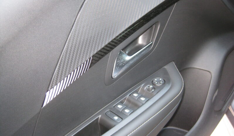 Peugeot 208 2025 1.2 HYBRID 110 e-DSC6 ALLURE full