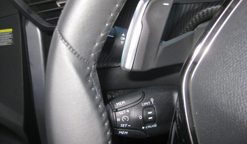 Peugeot 208 2025 1.2 HYBRID 110 e-DSC6 ALLURE full