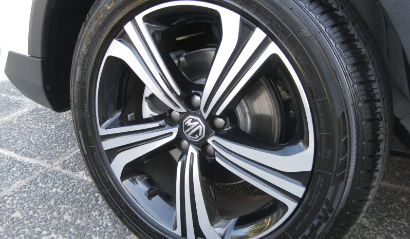 Mg ZS 2025 ZS GSRII 1.5L MT EXCLUSIVE 2WD full