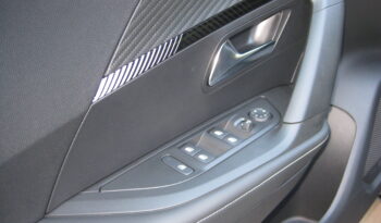 Peugeot 2008 2025 1,2 HYBRID 145 e-DCS6 ALLURE full