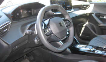 Peugeot 2008 2025 1,2 HYBRID 145 e-DCS6 ALLURE full