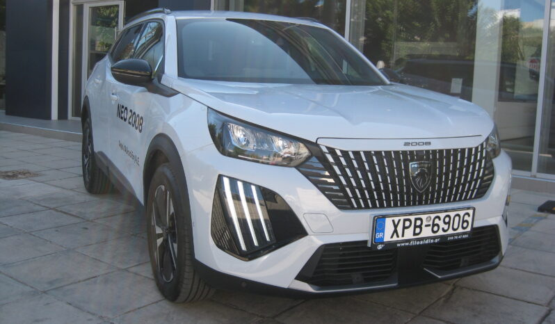 Peugeot 2008 2025 1.2 PURETECH 100 ALLURE full
