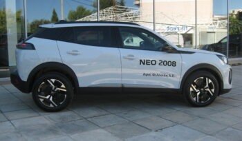 Peugeot 2008 2025 1.2 PURETECH 100 ALLURE full