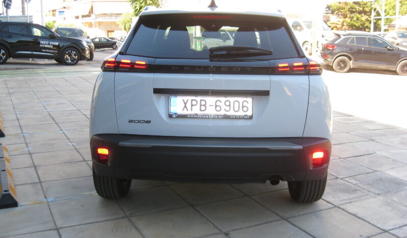 Peugeot 2008 2025 1.2 PURETECH 100 ALLURE full