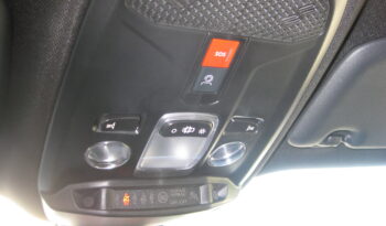 Peugeot 2008 2025 1.2 PURETECH 100 ALLURE full