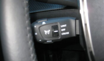 Peugeot 2008 2025 1.2 PURETECH 100 ALLURE full