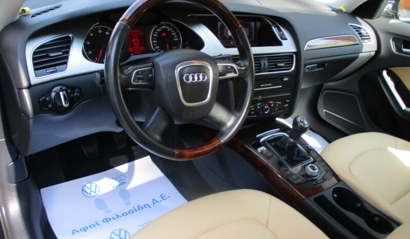 Audi A4 2011 1.8 TFSI AMBITION full