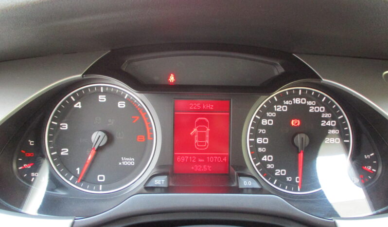 Audi A4 2011 1.8 TFSI AMBITION full