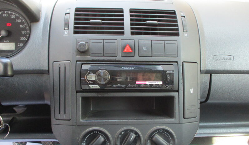 Volkswagen Polo 2006 1.4 COMFORTLINE full