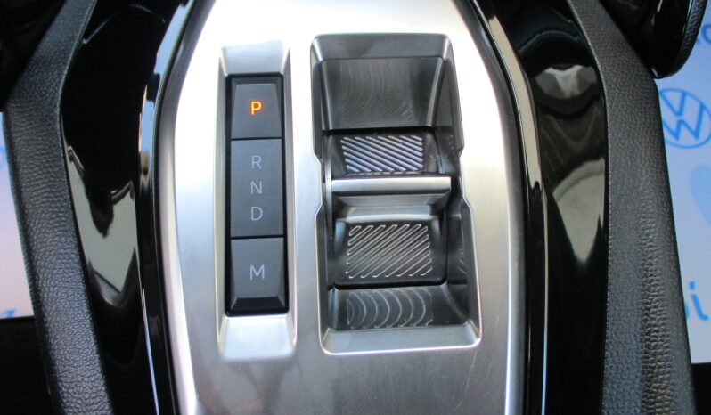 Peugeot 208 2025 1.2 Hybrid 110 e-DCS6 Style full