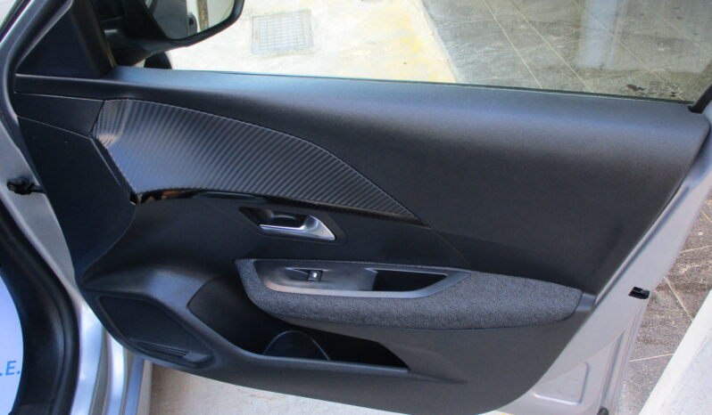 Peugeot 208 2025 1.2 Hybrid 110 e-DCS6 Style full
