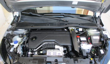 Peugeot 208 2025 1.2 Hybrid 110 e-DCS6 Style full