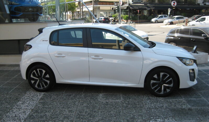 Peugeot 208 2025 1.2 PUTERECH Style full