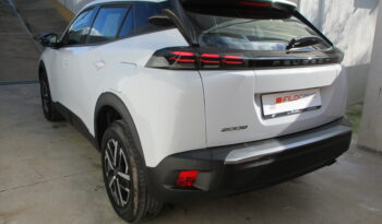 Peugeot 2008 2025 1.2 PURETECH 100 STYLE full