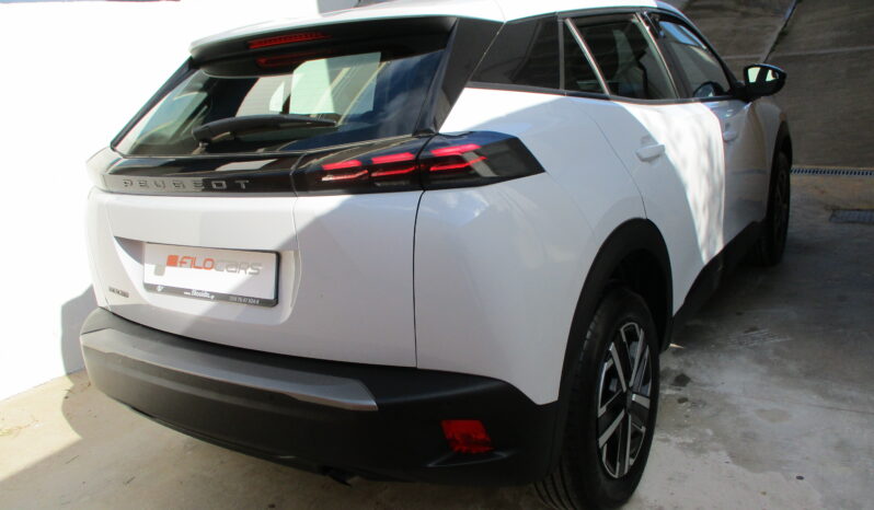 Peugeot 2008 2025 1.2 PURETECH 100 STYLE full