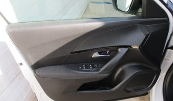 Peugeot 2008 2025 1.2 PURETECH 100 STYLE full