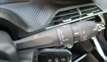 Peugeot 2008 2025 1.2 PURETECH 100 STYLE full