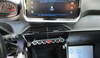 Peugeot 2008 2025 1.2 PURETECH 100 STYLE full