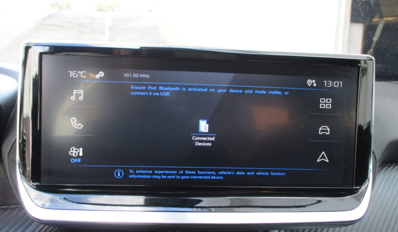 Peugeot 2008 2025 1.2 PURETECH 100 STYLE full