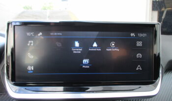 Peugeot 2008 2025 1.2 PURETECH 100 STYLE full