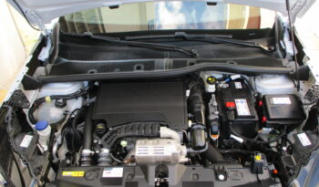 Peugeot 2008 2025 1.2 PURETECH 100 STYLE full