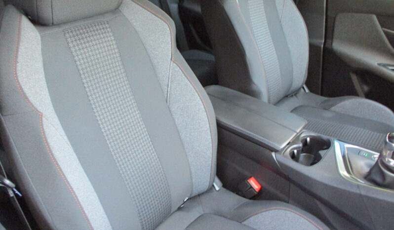 Peugeot 3008 2022 1.5 BLUEHDI 130 ACTIVE PACK full