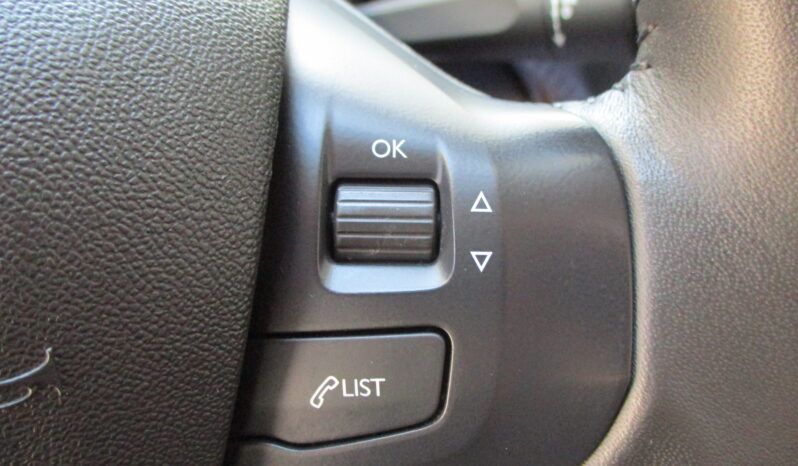 Peugeot 2008 2019 1.2 PURETECH 110 ALLURE EAT6 full
