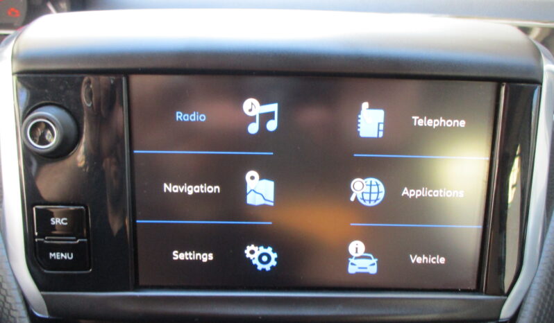 Peugeot 2008 2019 1.2 PURETECH 110 ALLURE EAT6 full
