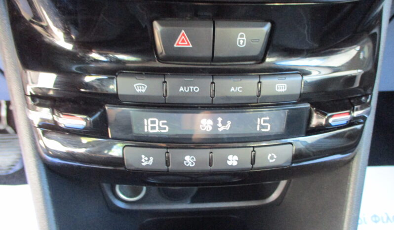 Peugeot 2008 2019 1.2 PURETECH 110 ALLURE EAT6 full