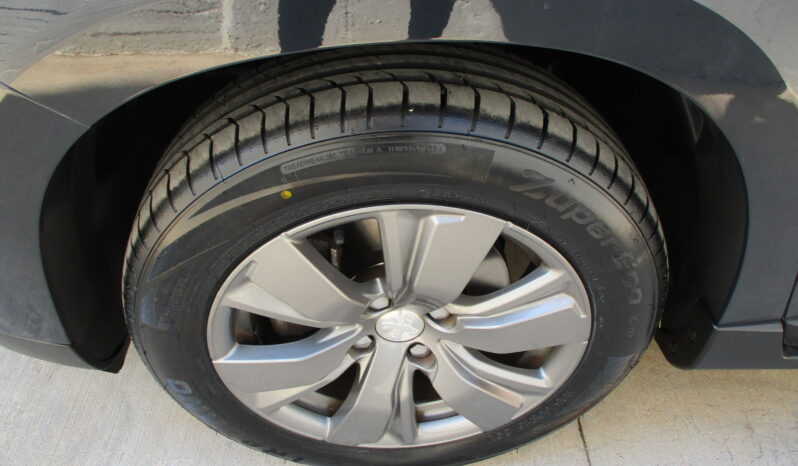 Peugeot 2008 2019 1.2 PURETECH 110 ALLURE EAT6 full