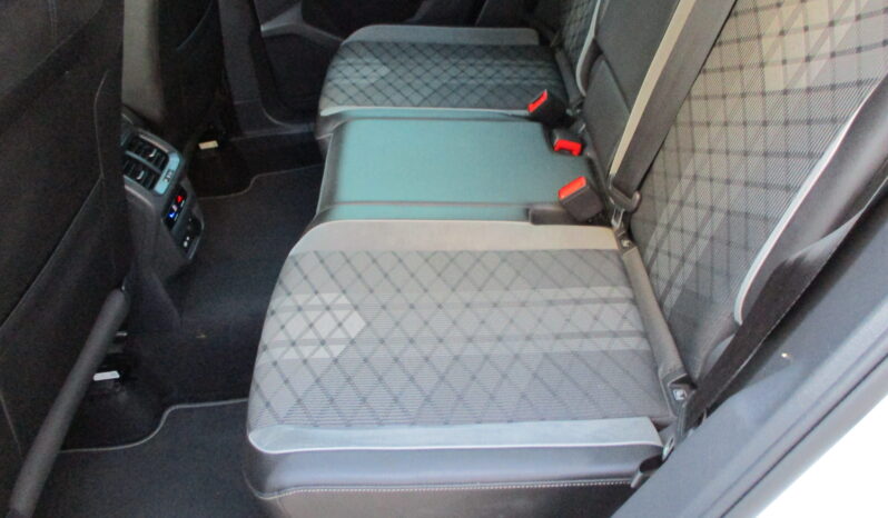 Volkswagen Tiguan 2023 1.5 TSI 150PS DSG R-LINE full