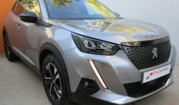 Peugeot 2008 2022 1.2 PURETECH 100 ALLURE full