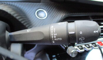 Peugeot 2008 2022 1.2 PURETECH 100 ALLURE full