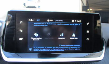 Peugeot 2008 2022 1.2 PURETECH 100 ALLURE full