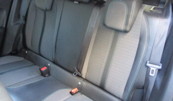 Peugeot 2008 2022 1.2 PURETECH 100 ALLURE full